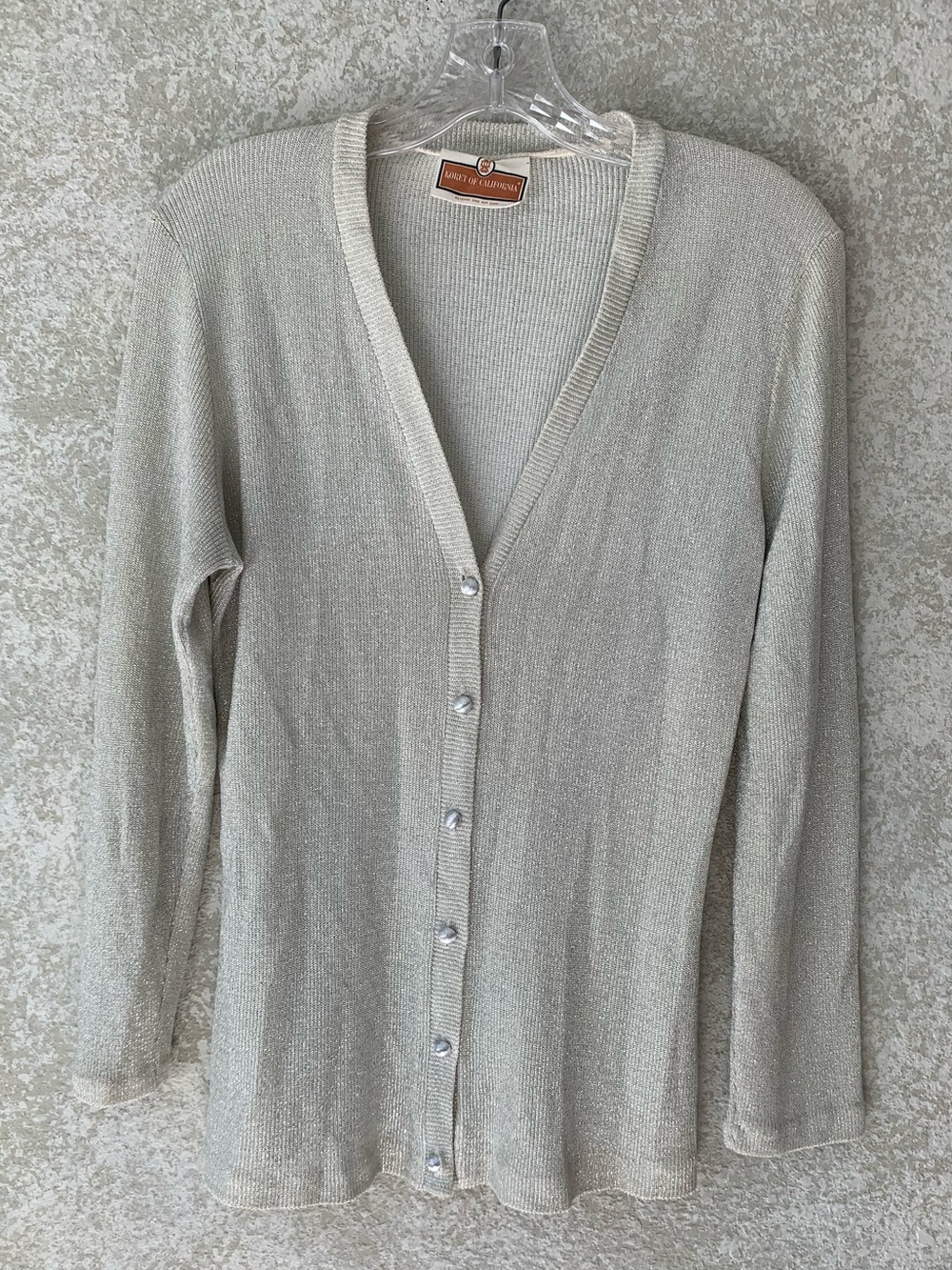 Vince Camuto Cream Lightweight V-Neck Button Cardigan